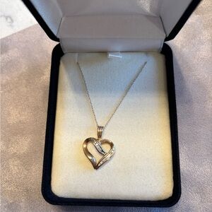 Kay Jewelers Gold Heart Necklace with diamond Accents